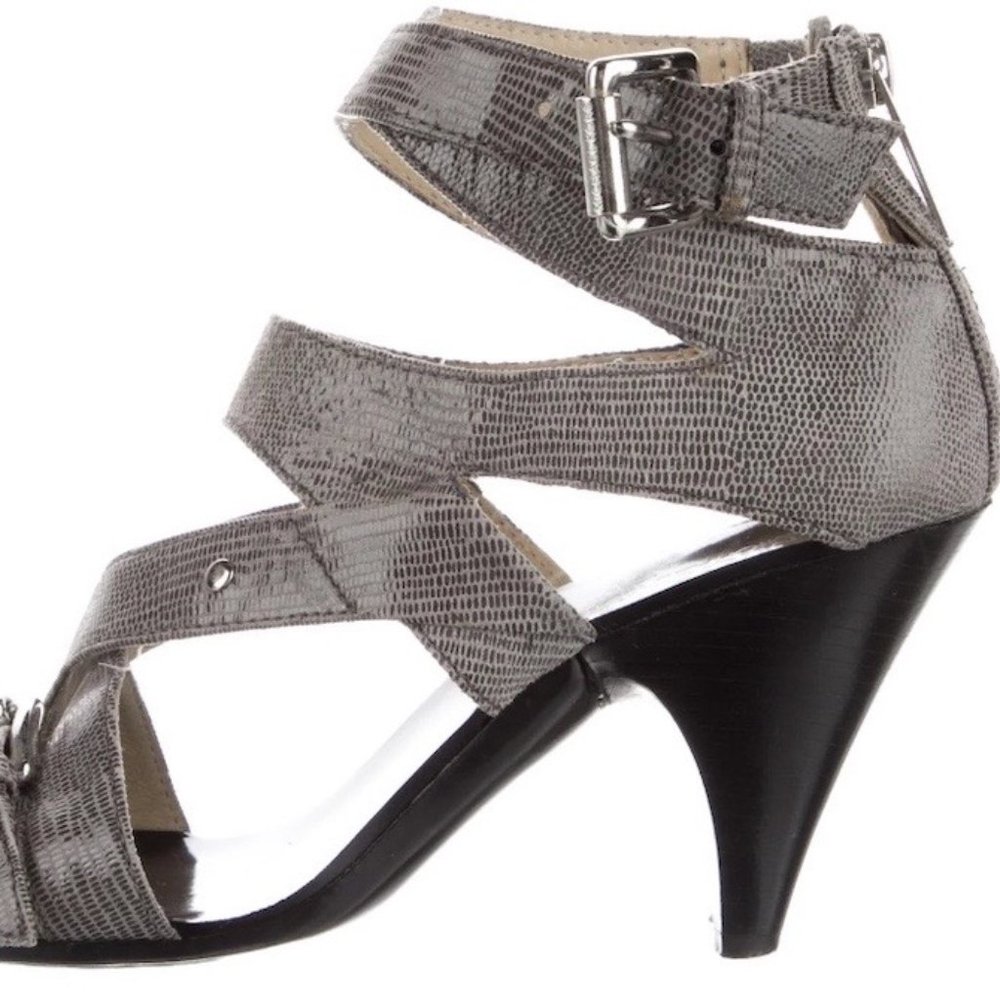 Designer MICHAEL MICHAEL KORS Grey Leather Subtle Animal Print Sandals Size:6.5